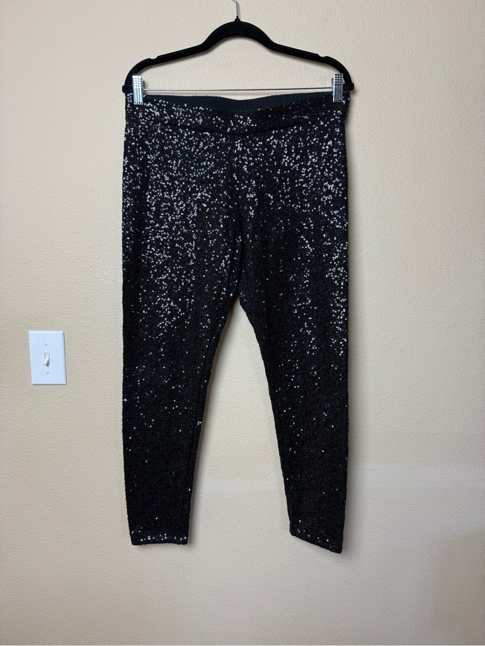 Victoria’s Secret PINK Black Sequin Leggings Size Large